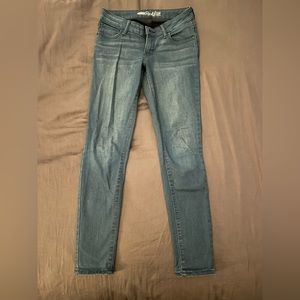 Old Navy skinny jeans, size 4 regular